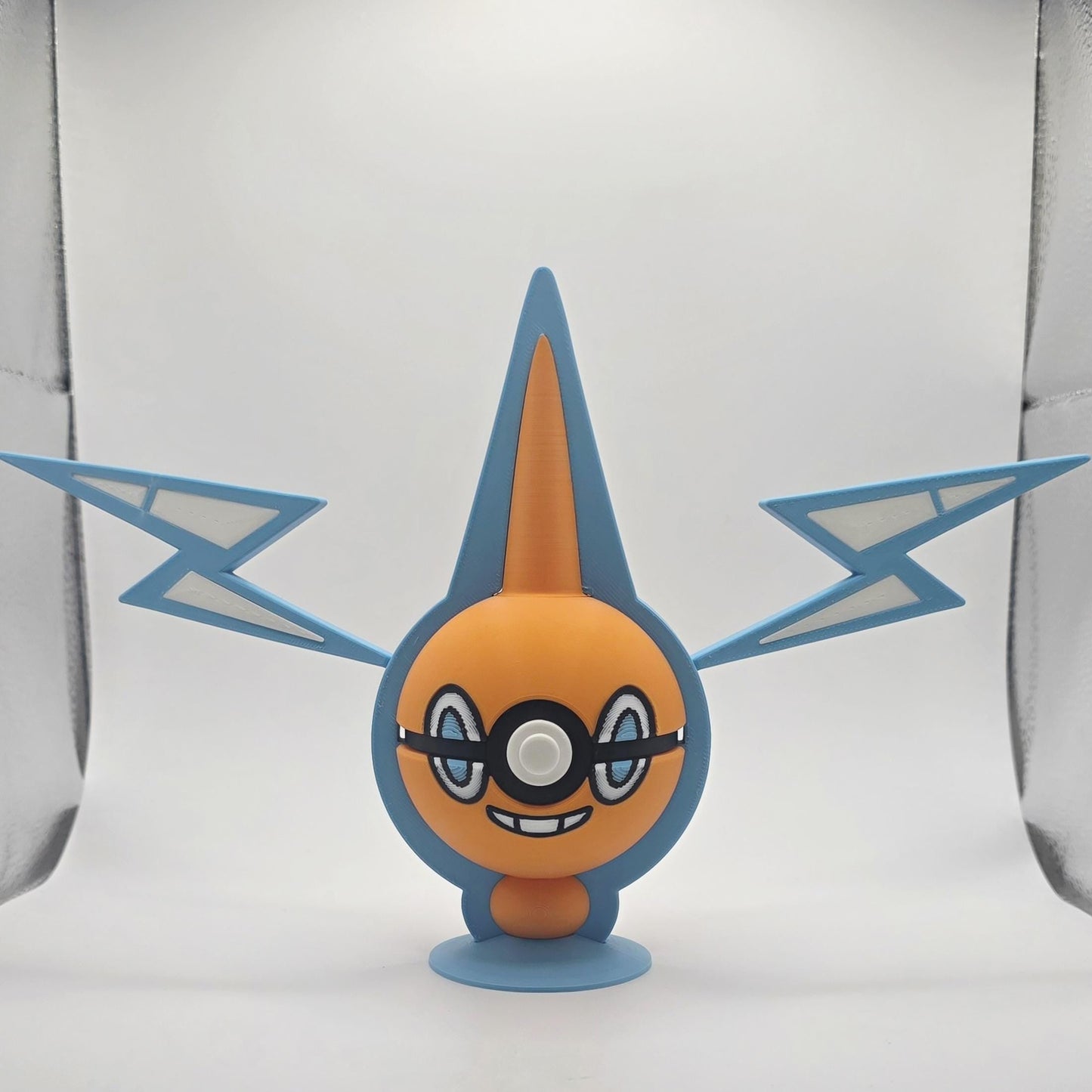 3D Printed Electric Spirit Creature Ball Display – Lightning Energy Collector Sphere