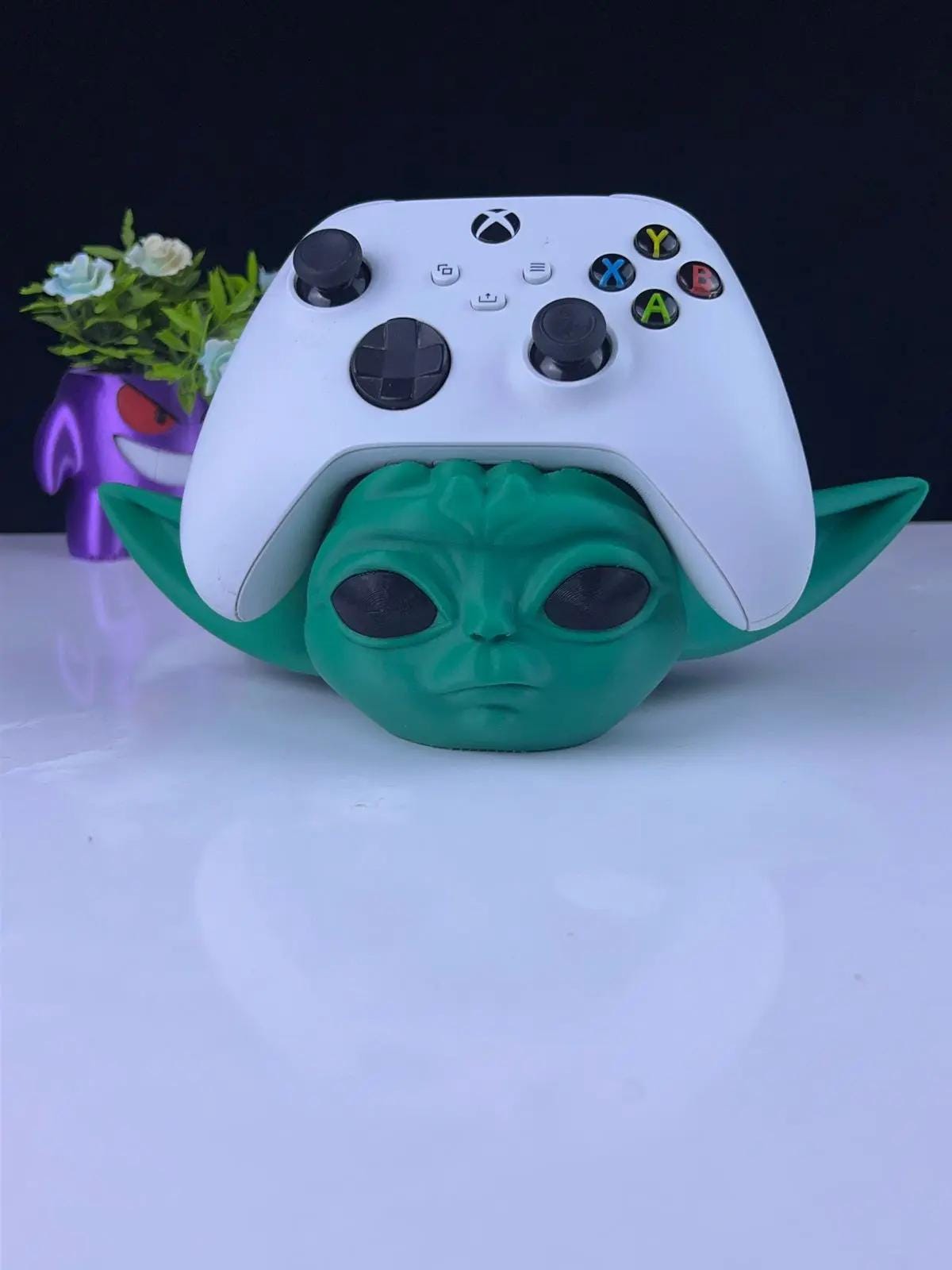 Baby Yoda Remote Holder – Compatible with PS4/PS5 and Xbox Controllers - HypedAnubis3D