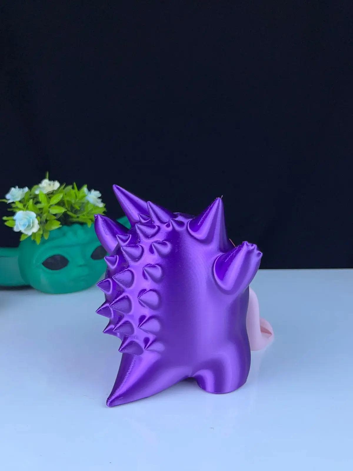 Gengar Phone Holder – 3D Printed Ghost Pokémon Stand - HypedAnubis3D