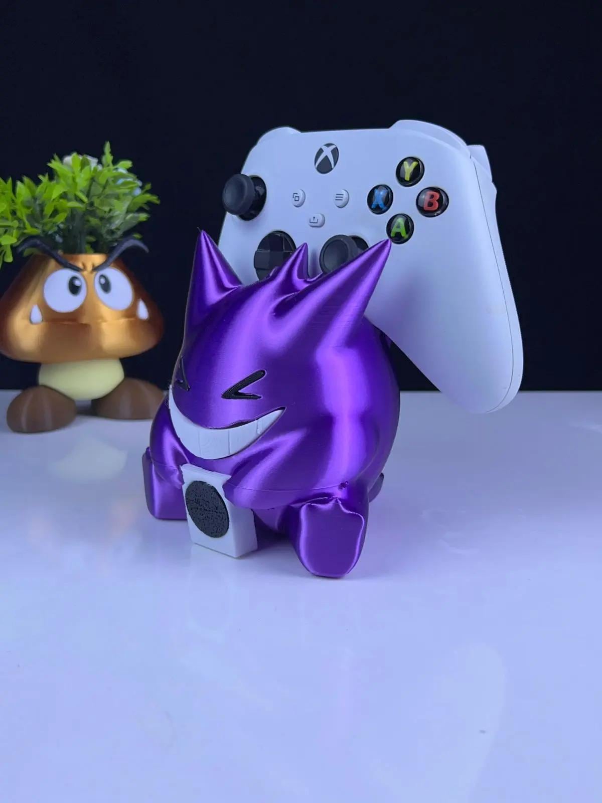 Gengar Xbox Remote Holder – Pokémon - Themed Gaming Stand - HypedAnubis3D