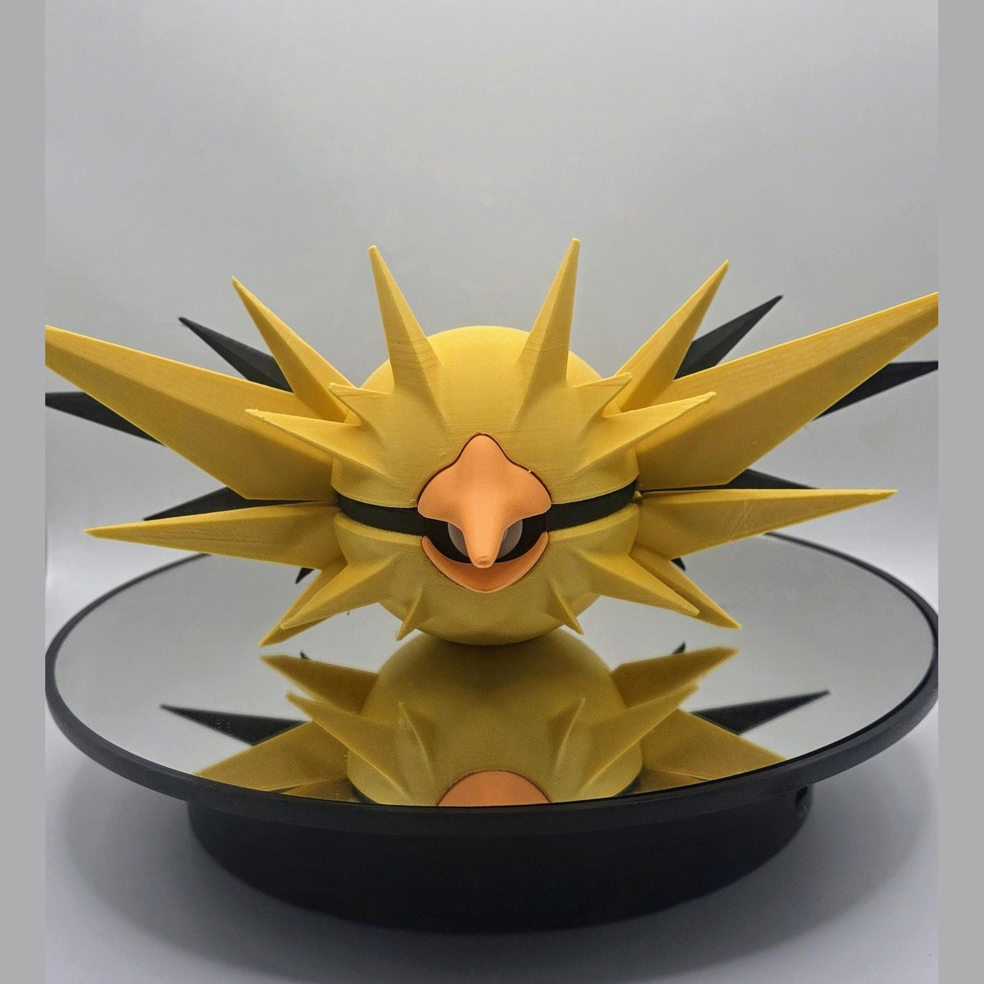 Zapdos Fan Fusion Design Thunderstrike Collector Ball
