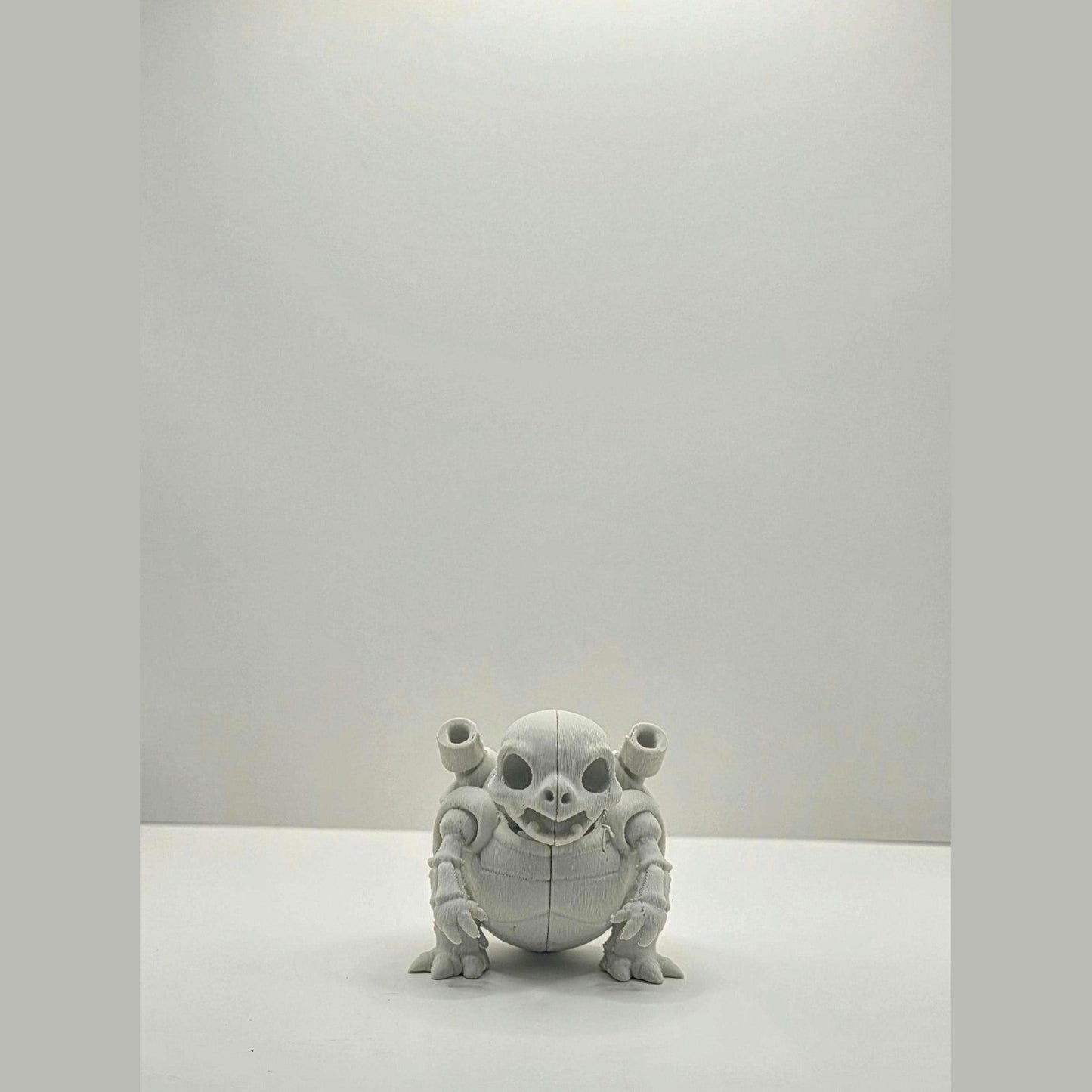 Skeletal Aqua Beast-Inspired Figure – Bone-Style Collectible