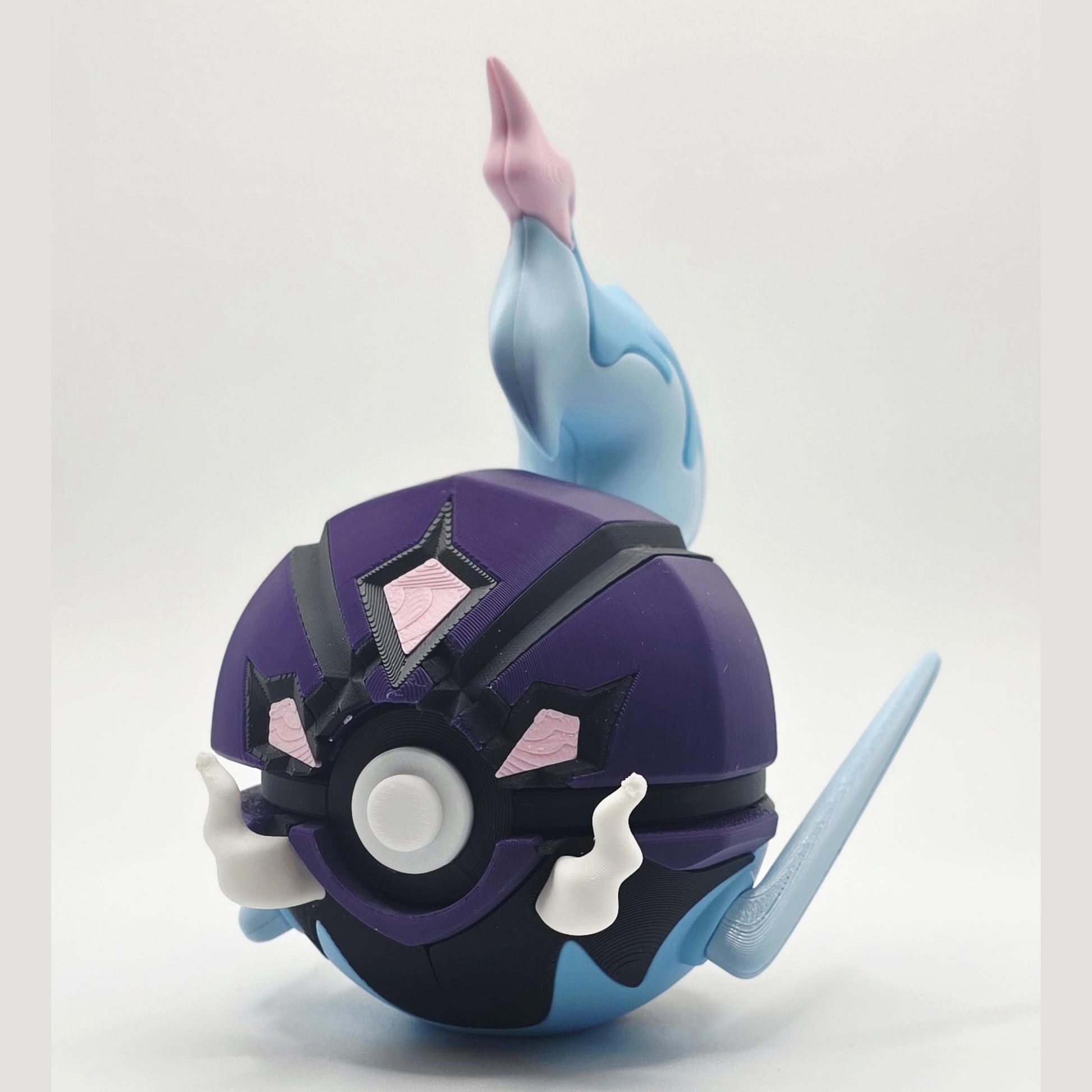 Spectral Blade Knight Creature Ball Display – Shadow Warrior Inspired Collector Sphere