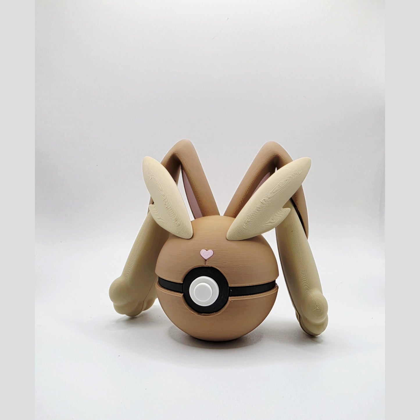 3D Printed Graceful Forest Creature Ball Display – Elegant Collector Sphere