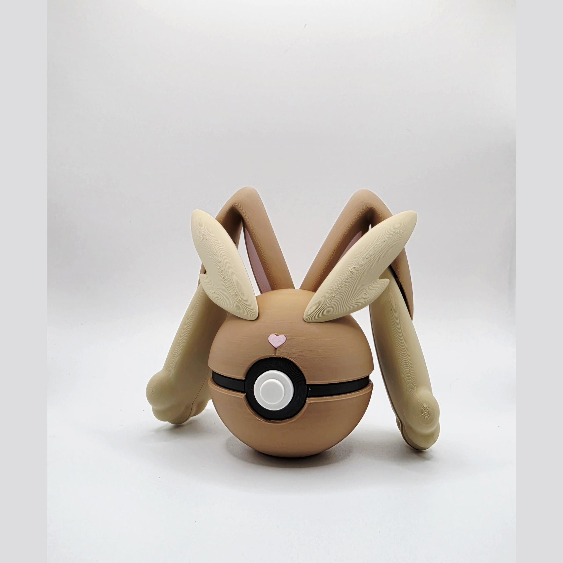 3D Printed Graceful Forest Creature Ball Display – Elegant Collector Sphere