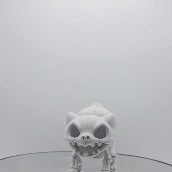 Skeletal Grass Creature-Inspired Figure – Bone-Style Collectible