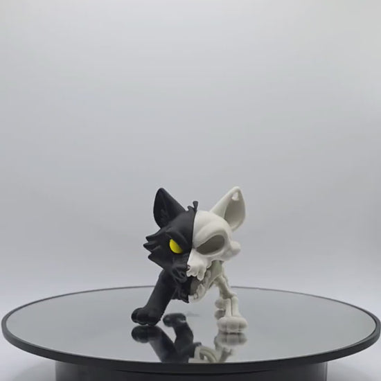 Half-Anatomy Wolf Figure – Fierce Display for Wild Souls