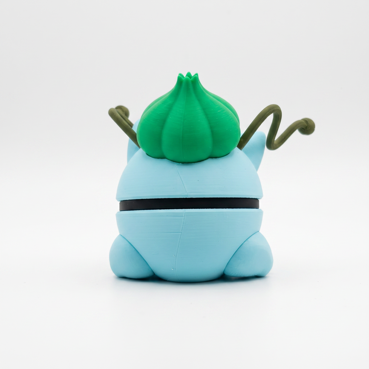 Grass starter blooming bulb creature ball collector figure angle view