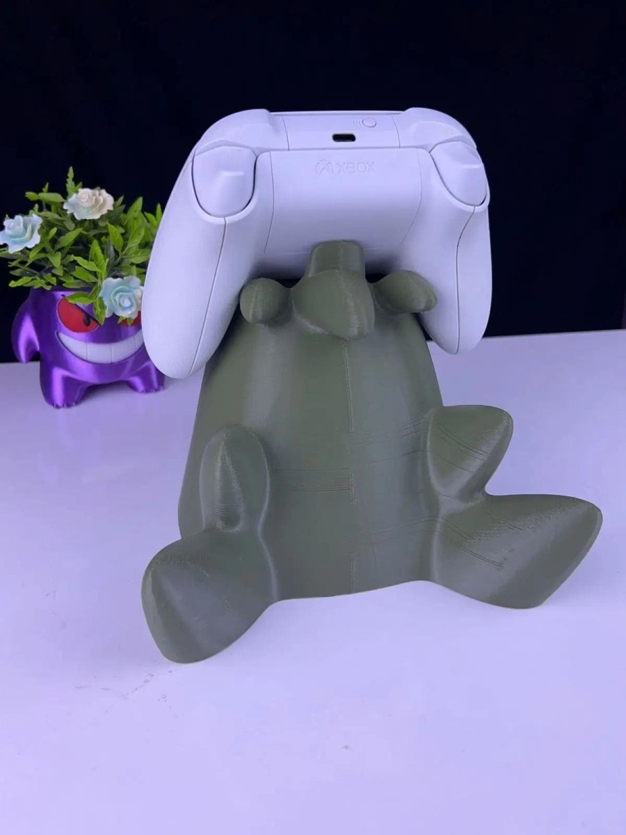 Tyranitar - Themed PS5 & Xbox Remote Holder – 3D Printed Gaming Accessory - HypedAnubis3D