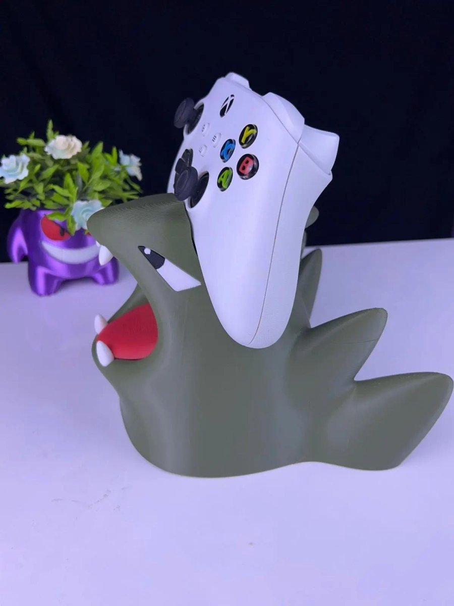 Tyranitar - Themed PS5 & Xbox Remote Holder – 3D Printed Gaming Accessory - HypedAnubis3D